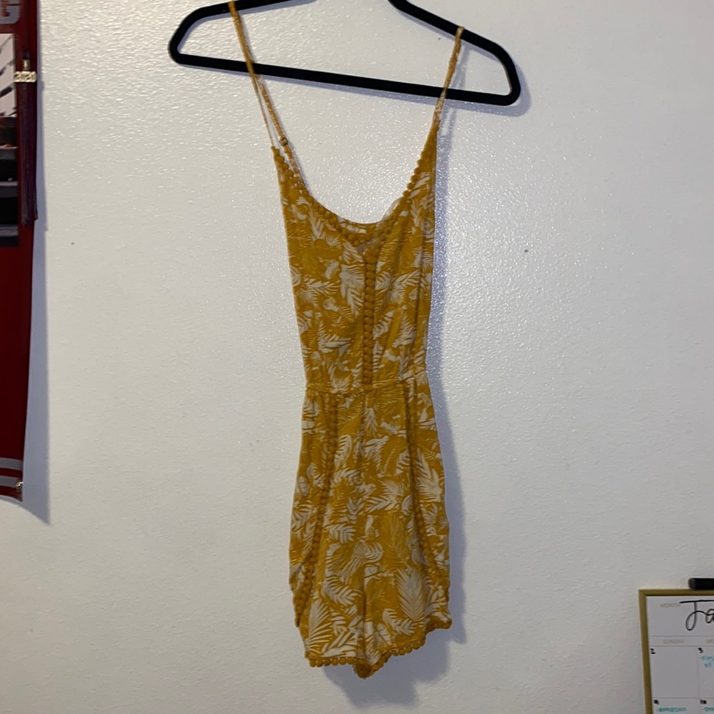 Xhilaration romper